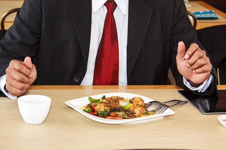 Politische Maßnahmen zur Bekämpfung von Mangelernährung: Analysen von Prof. Dr. Markus Masin